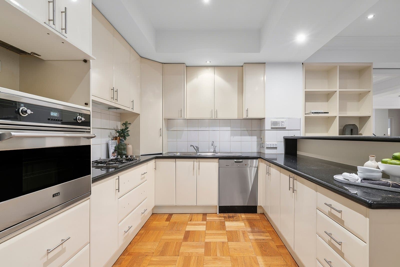 3/1 Mountain Grove, Kew - Thumbnail 5