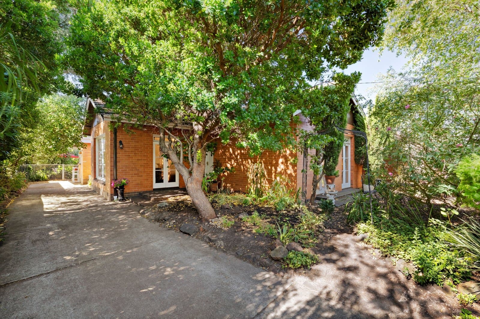 29 Marriage Road, Brighton East - Thumbnail 2