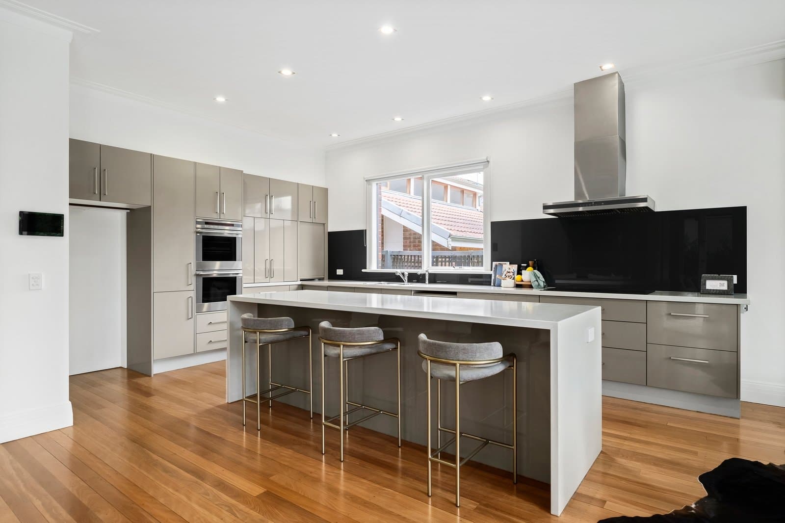 16 Lytton Street, Kew - Thumbnail 6