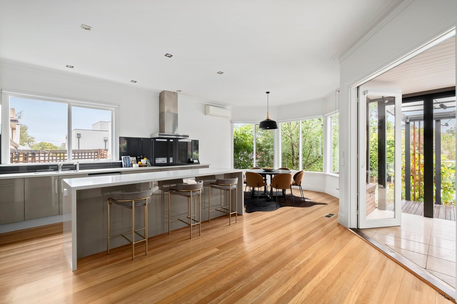 16 Lytton Street, Kew - Thumbnail 7