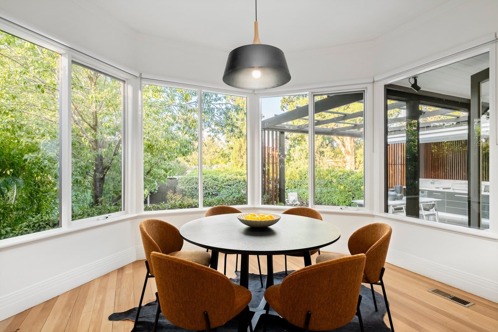 16 Lytton Street, Kew - Thumbnail 8