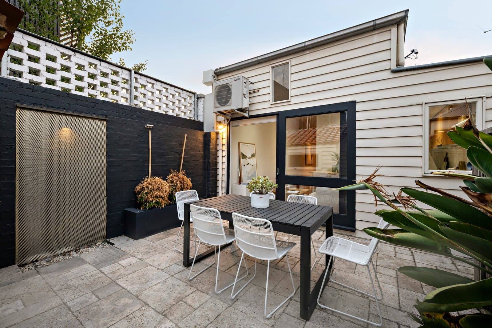 17 Herbert Place, Albert Park - Thumbnail 5