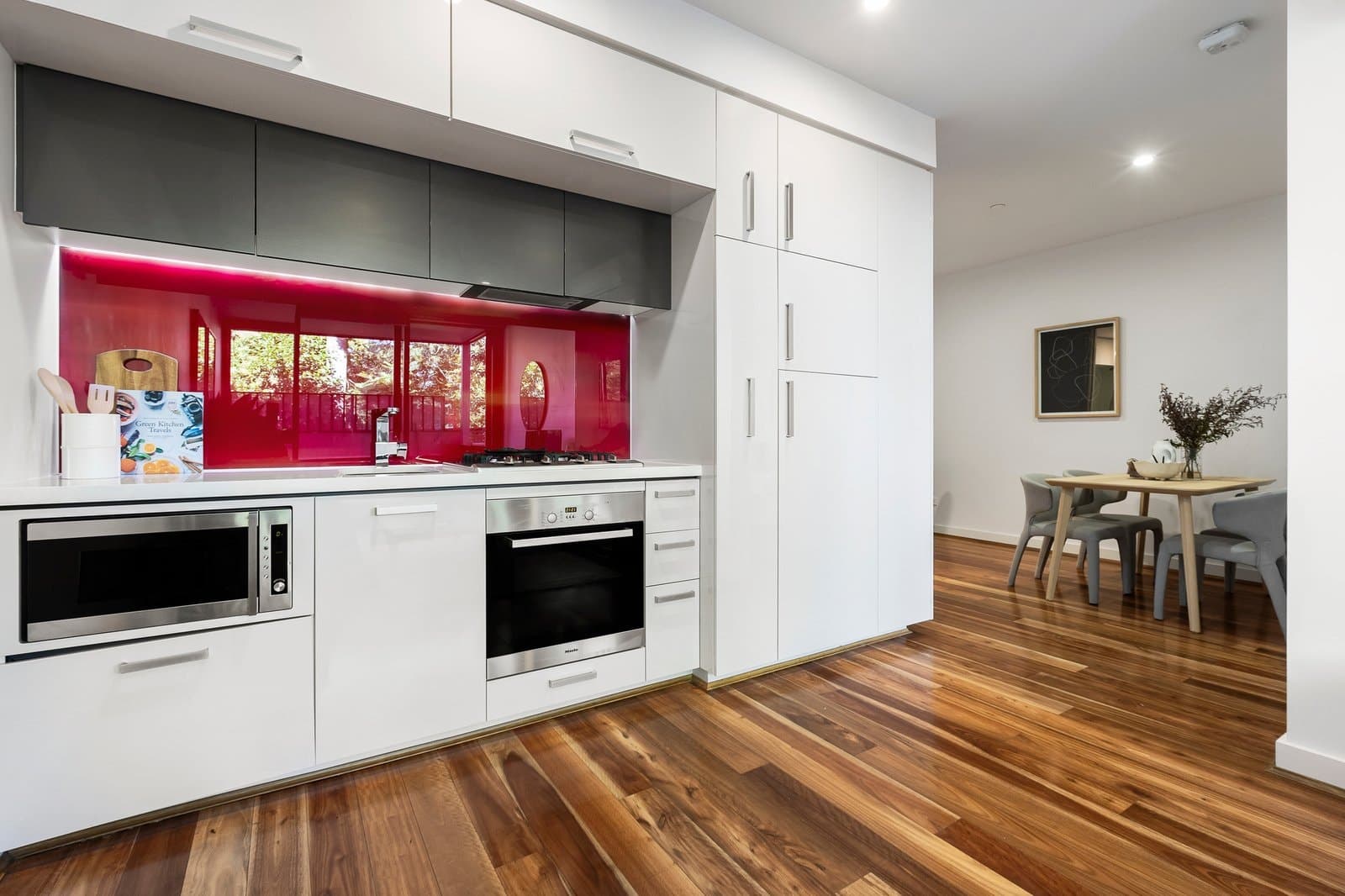 120/81-83 Riversdale Road, Hawthorn - Thumbnail 3