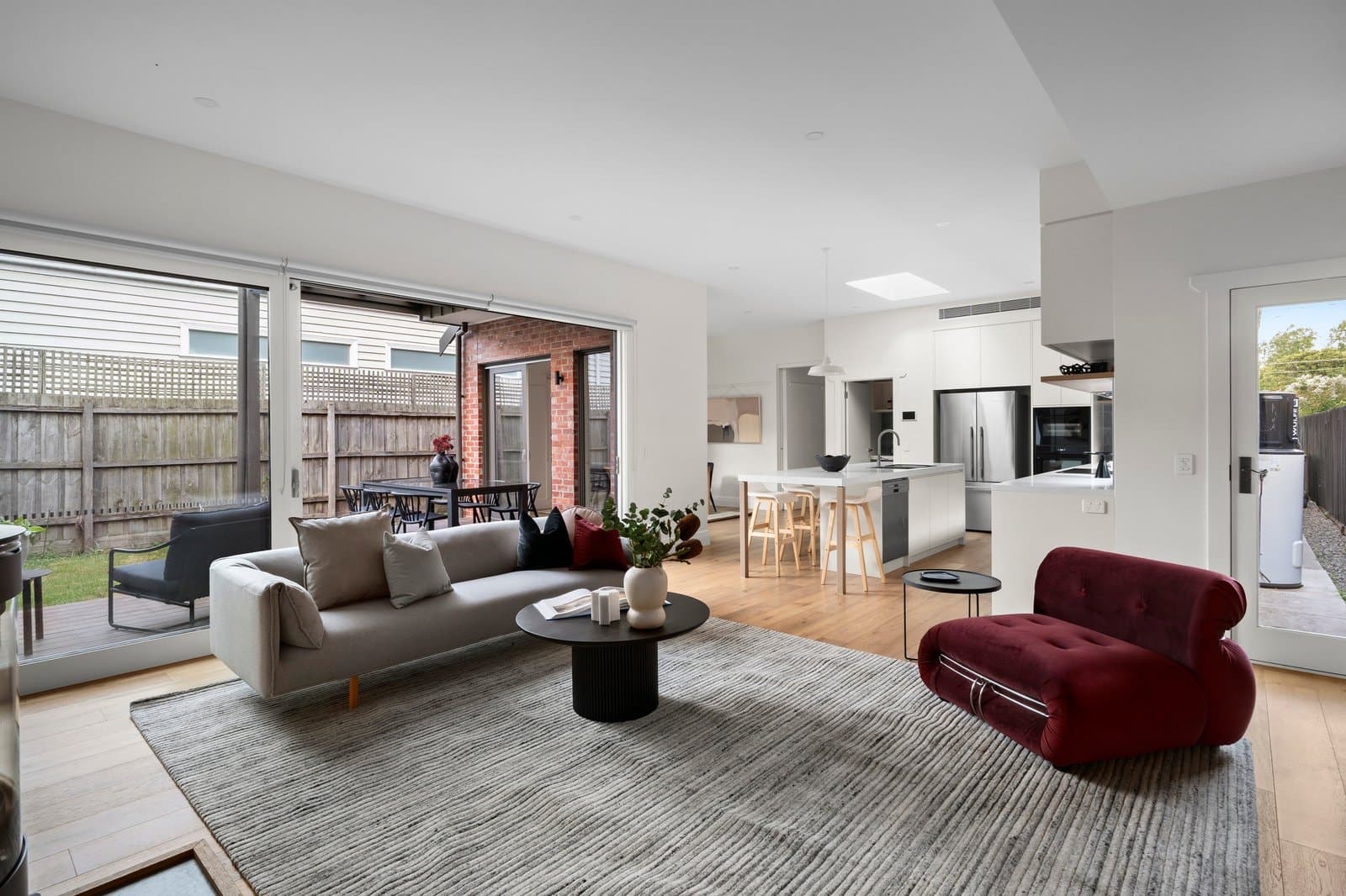 28 Normanby Avenue, Caulfield North - Thumbnail 3