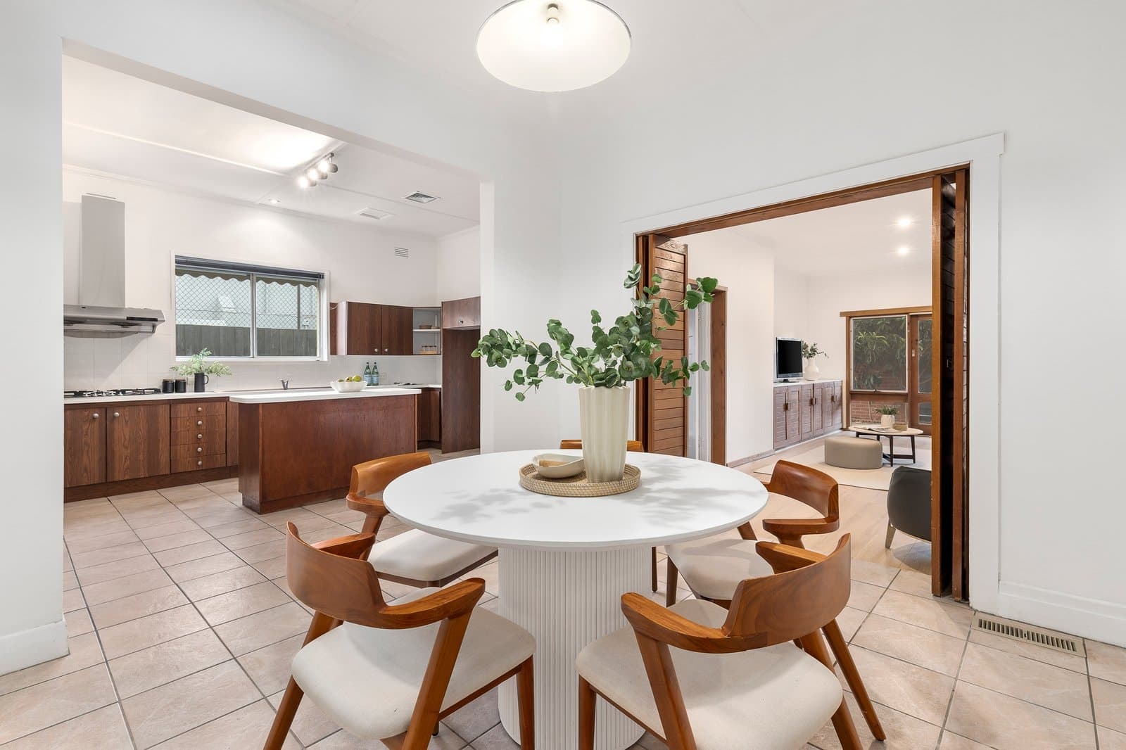 1/16 Omar Street, Caulfield South - Thumbnail 7