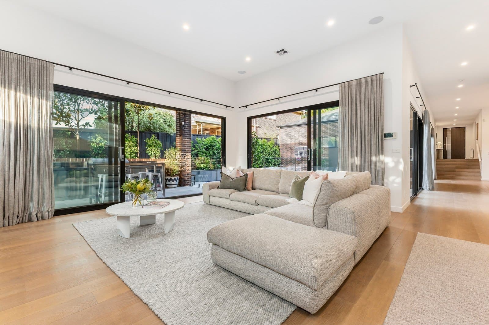166 Glen Iris Road, Glen Iris - Thumbnail 4