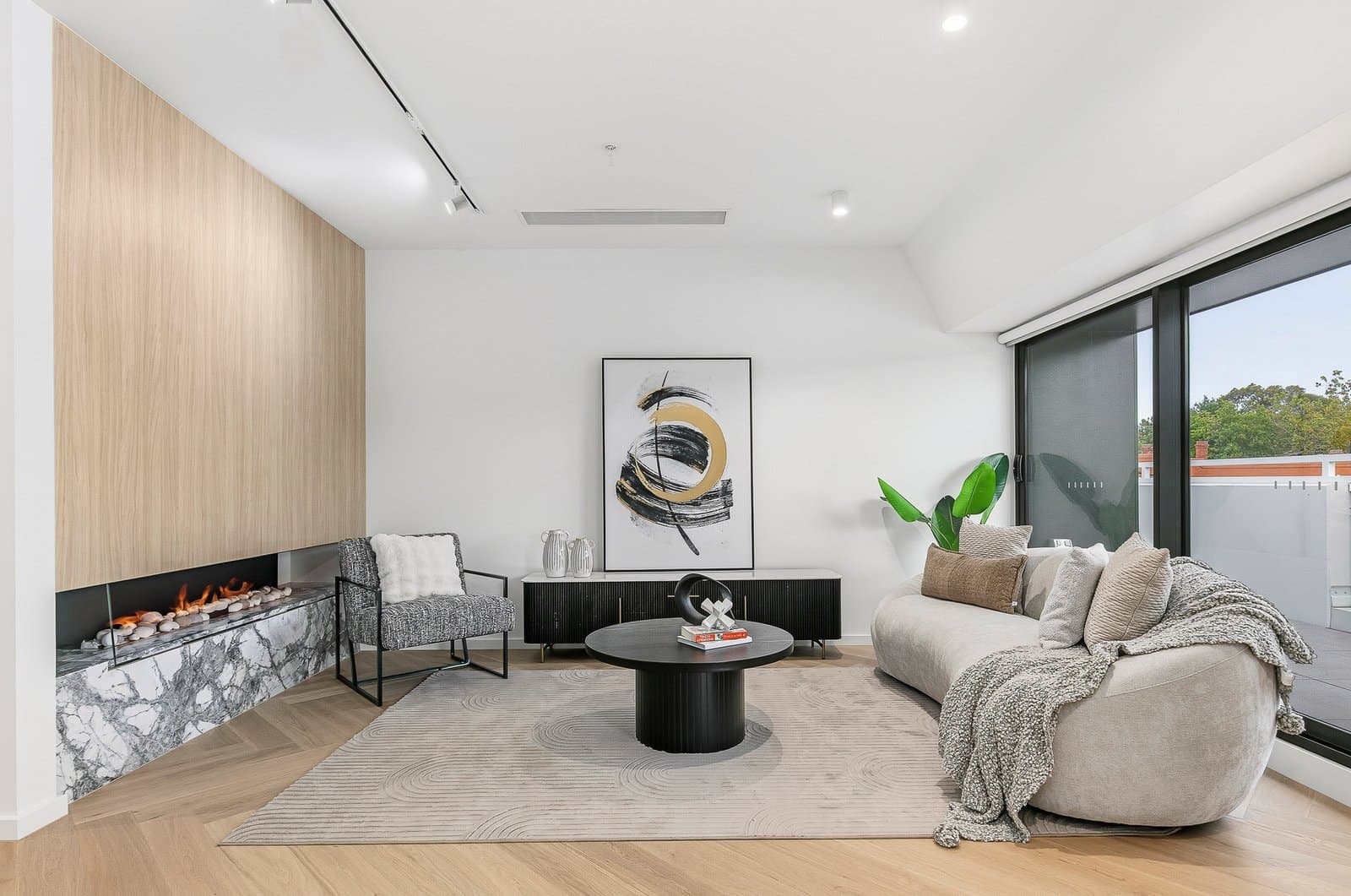 207/85 Maling Road, Canterbury - Thumbnail 2