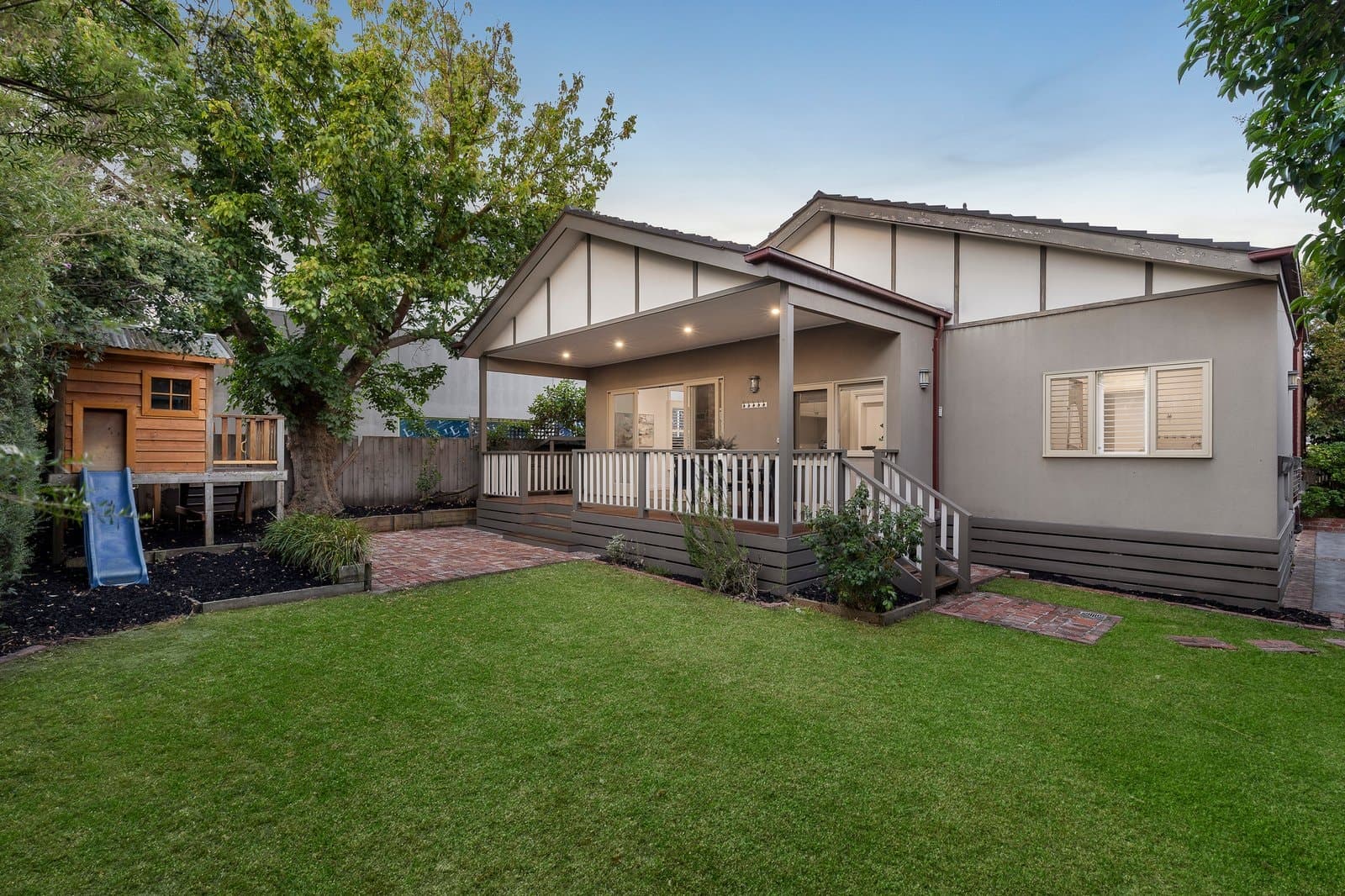 8 Burbank Street, Ashburton - Thumbnail 2