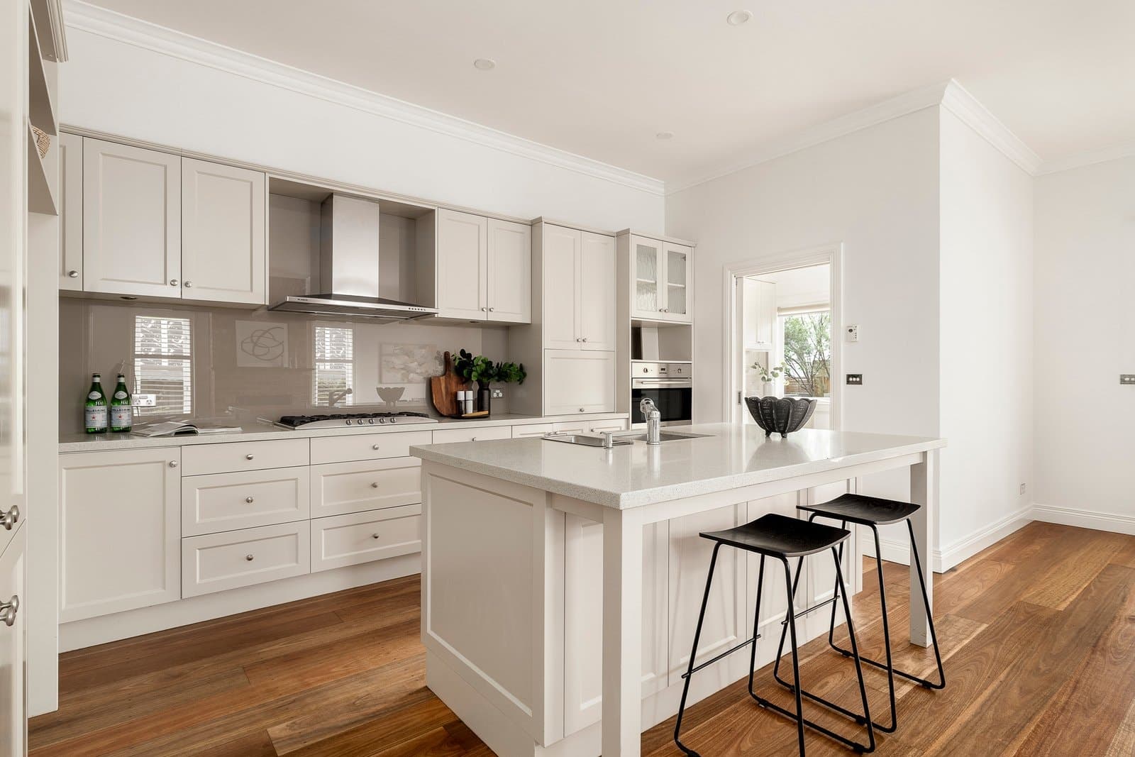 8 Burbank Street, Ashburton - Thumbnail 4