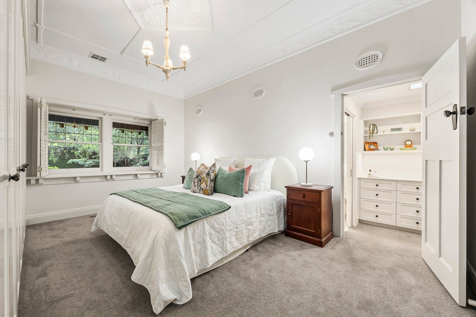 38 Highfield Road, Canterbury - Thumbnail 8