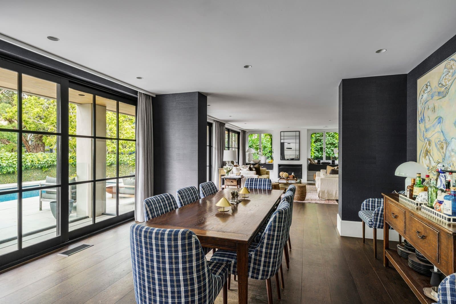 18 Winifred Crescent, Toorak - Thumbnail 7