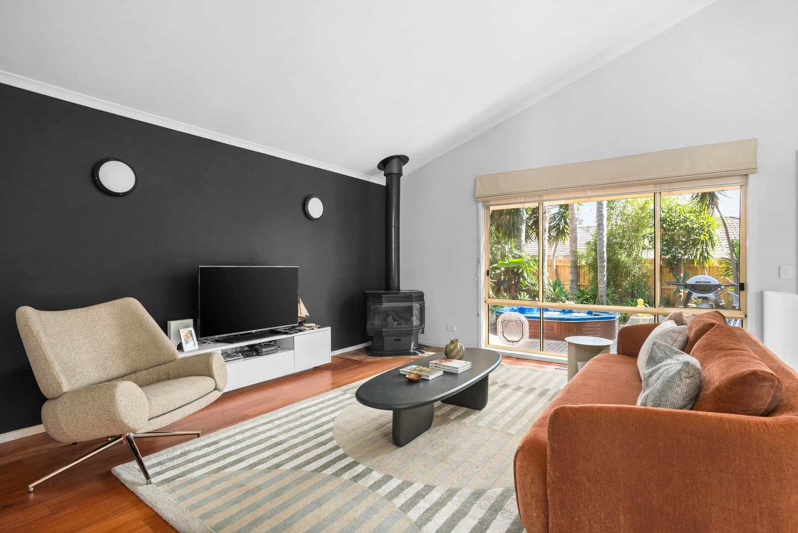 4 Sea Terrace, Mentone - Thumbnail 3