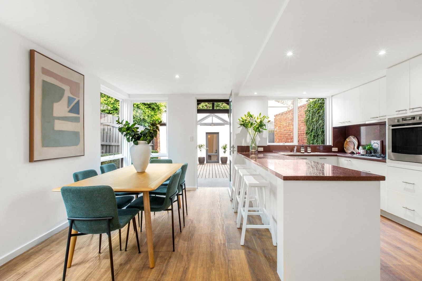 94 Edgevale Road, Kew - Thumbnail 5