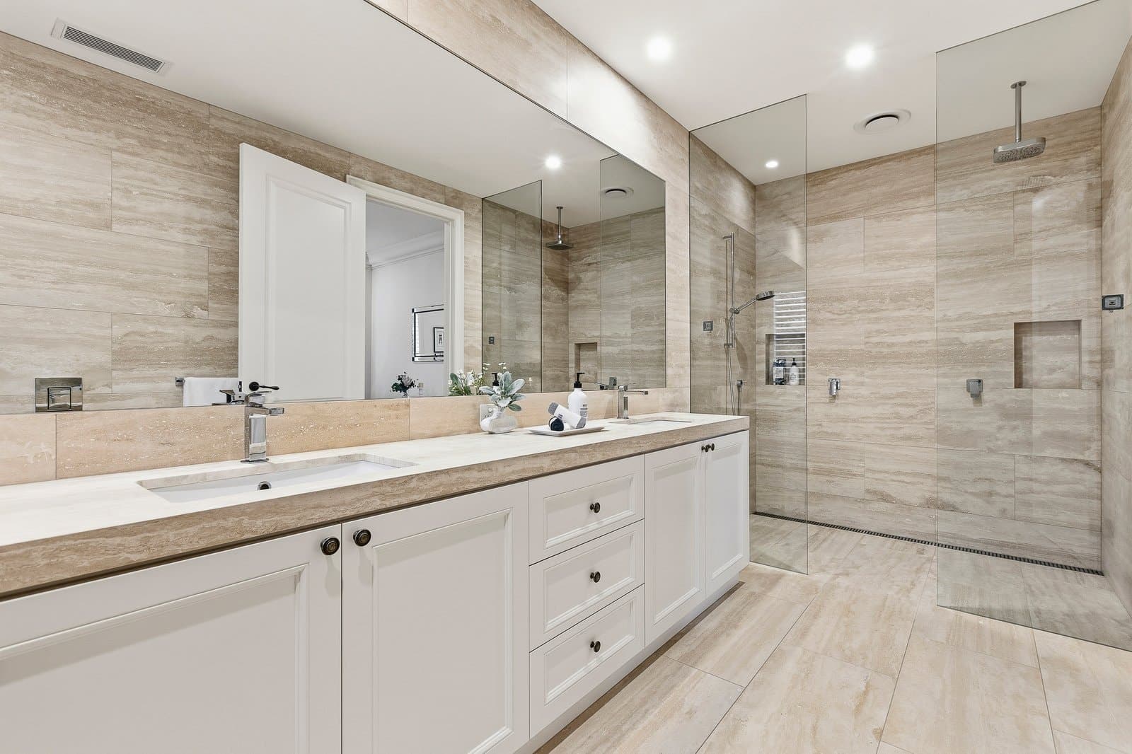 35 Westbrook Street, Kew East - Thumbnail 8