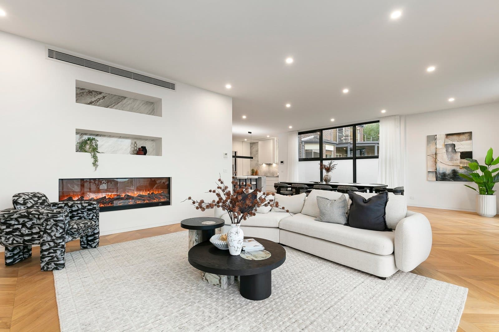 15 Rookwood Street, Balwyn North - Thumbnail 3