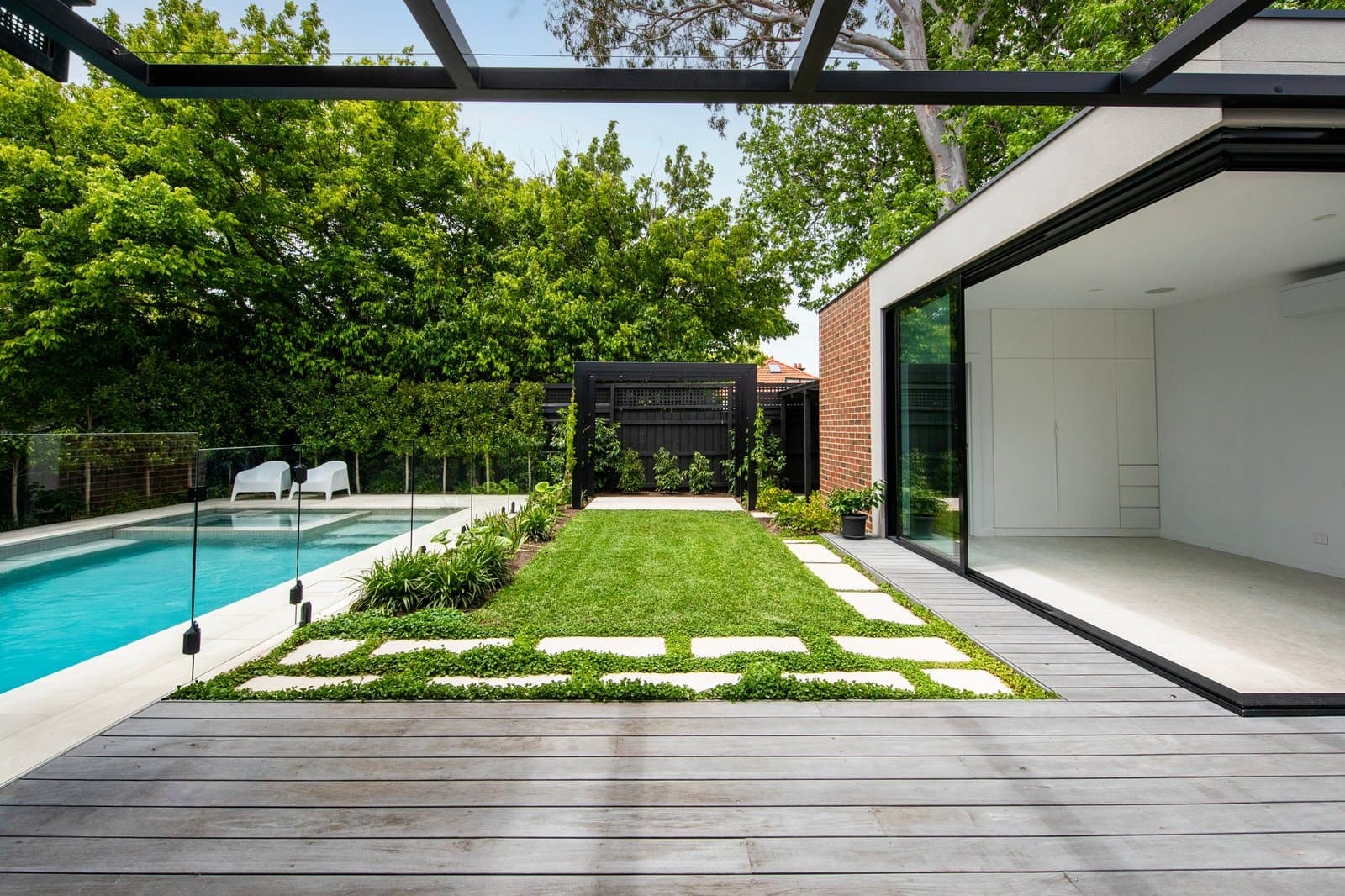 8 Grace Street, Malvern - Thumbnail 3