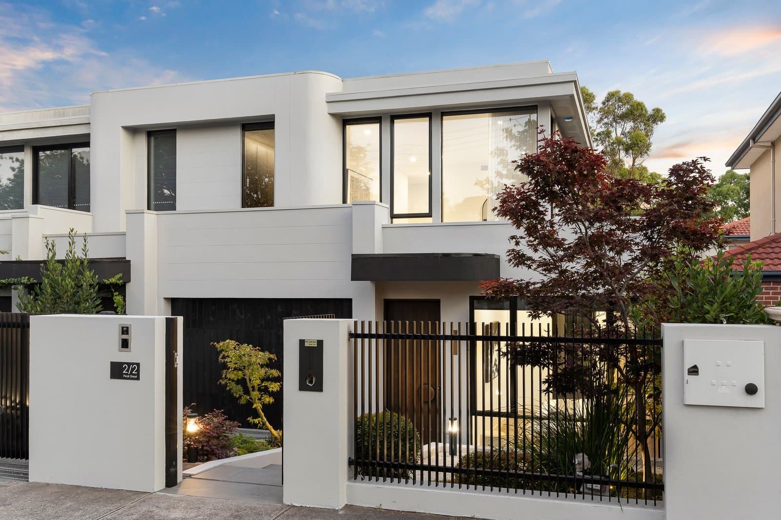 2/2 Peak Street, Malvern East - Image 1