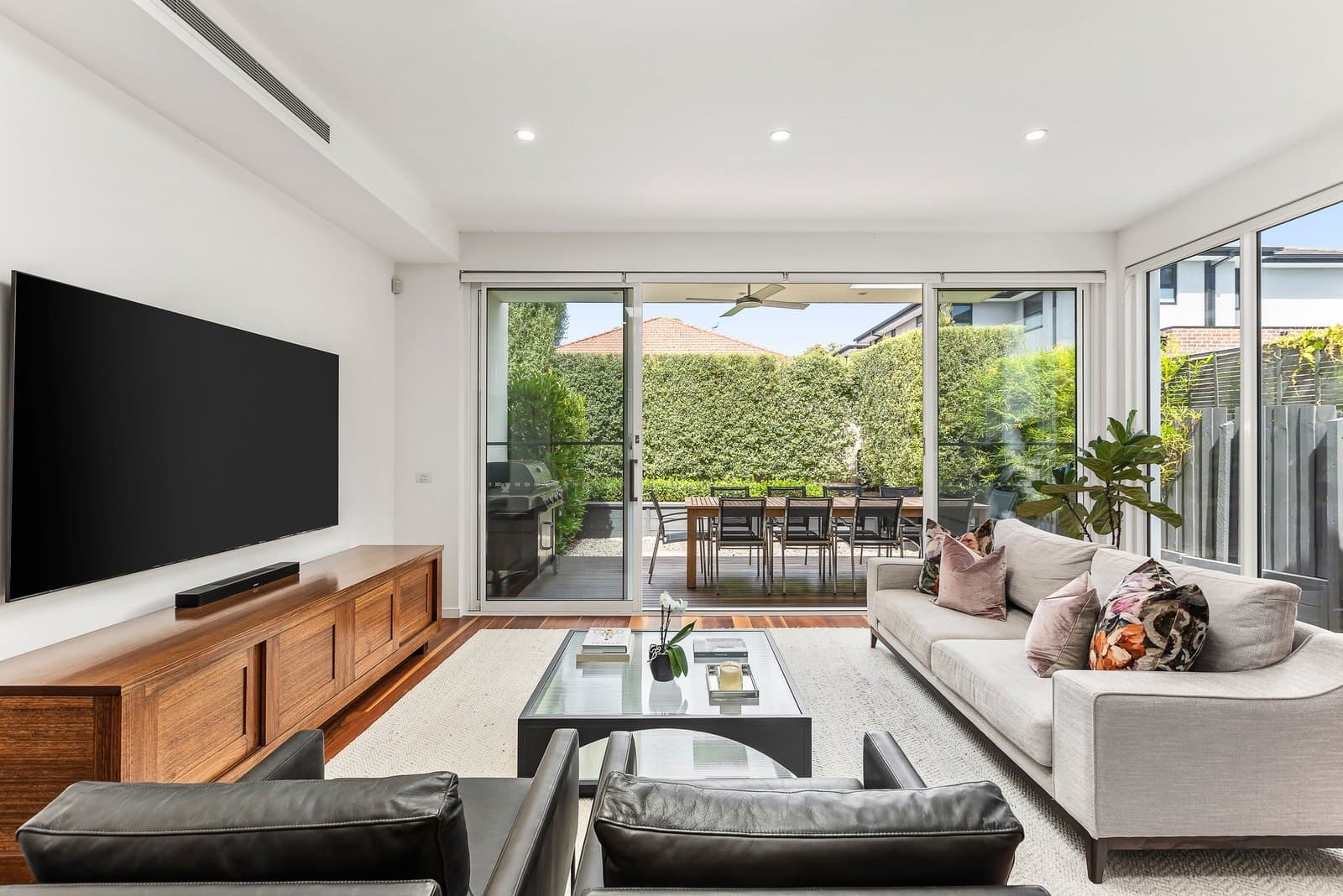 22 Millewa Avenue, Malvern East - Thumbnail 2