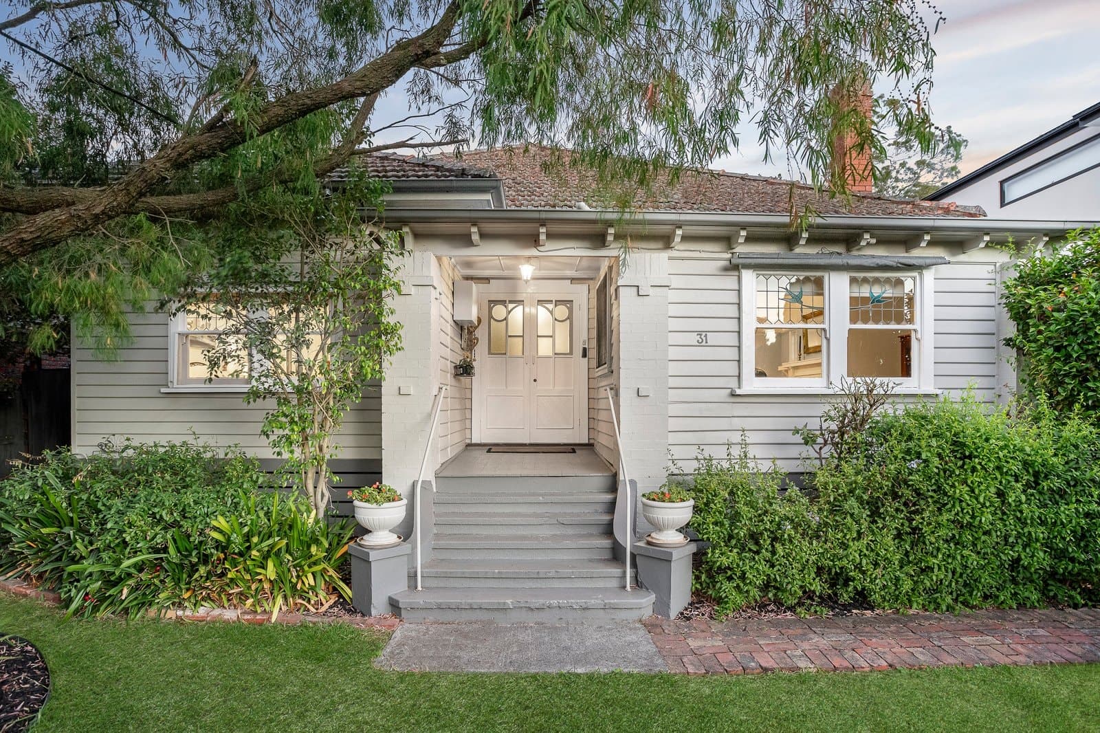 31 Grandview Avenue, Glen Iris - Image 1