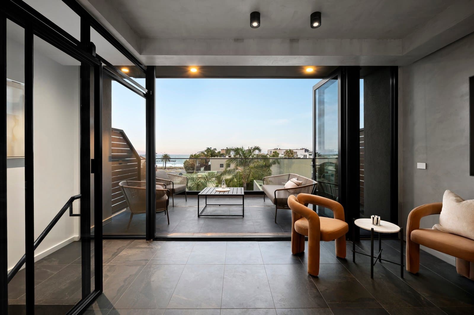 57/15 Beach Street, Port Melbourne - Image 1