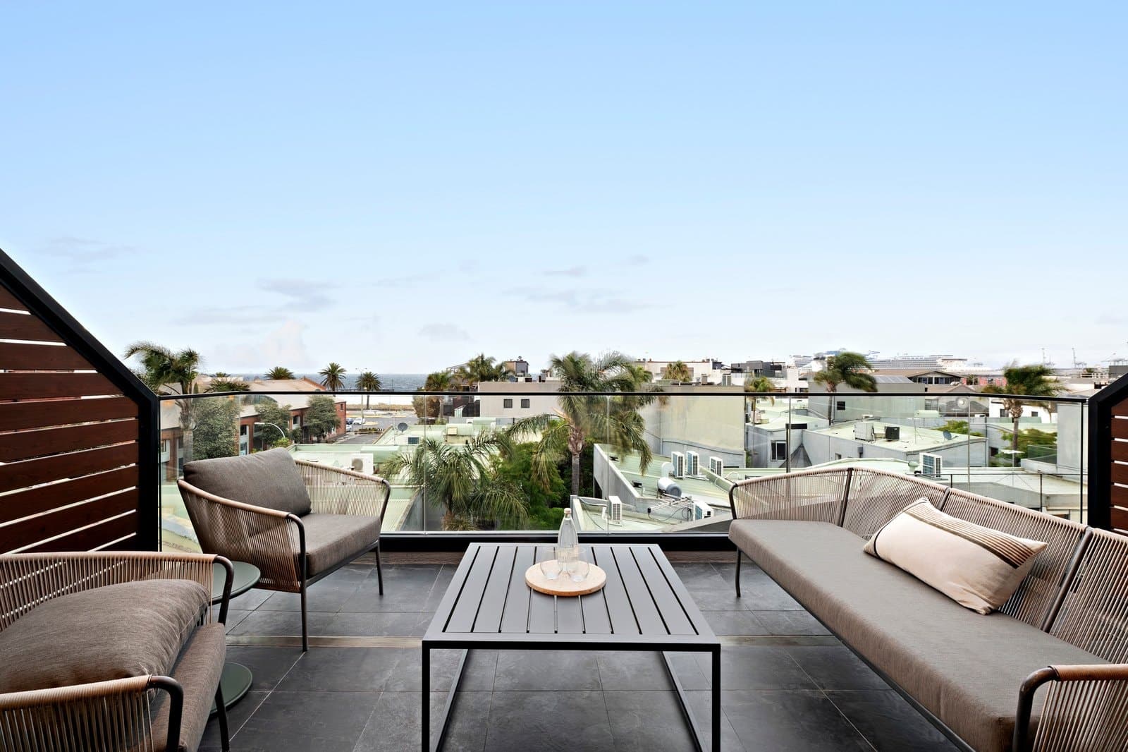 57/15 Beach Street, Port Melbourne - Thumbnail 6