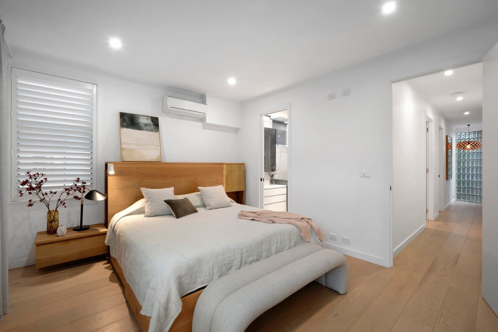57/15 Beach Street, Port Melbourne - Thumbnail 8