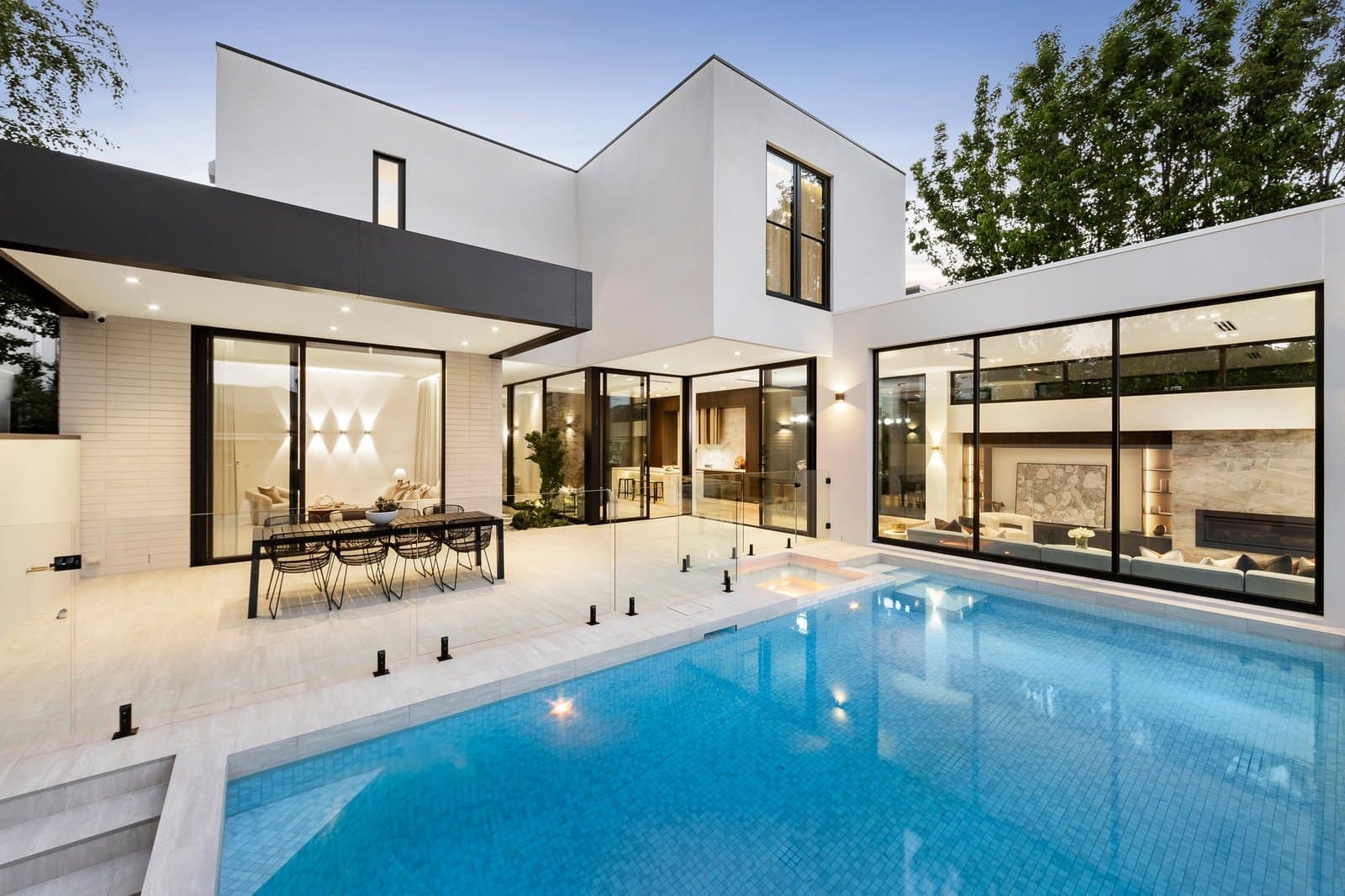 27 Rosedale Road, Glen Iris - Thumbnail 2