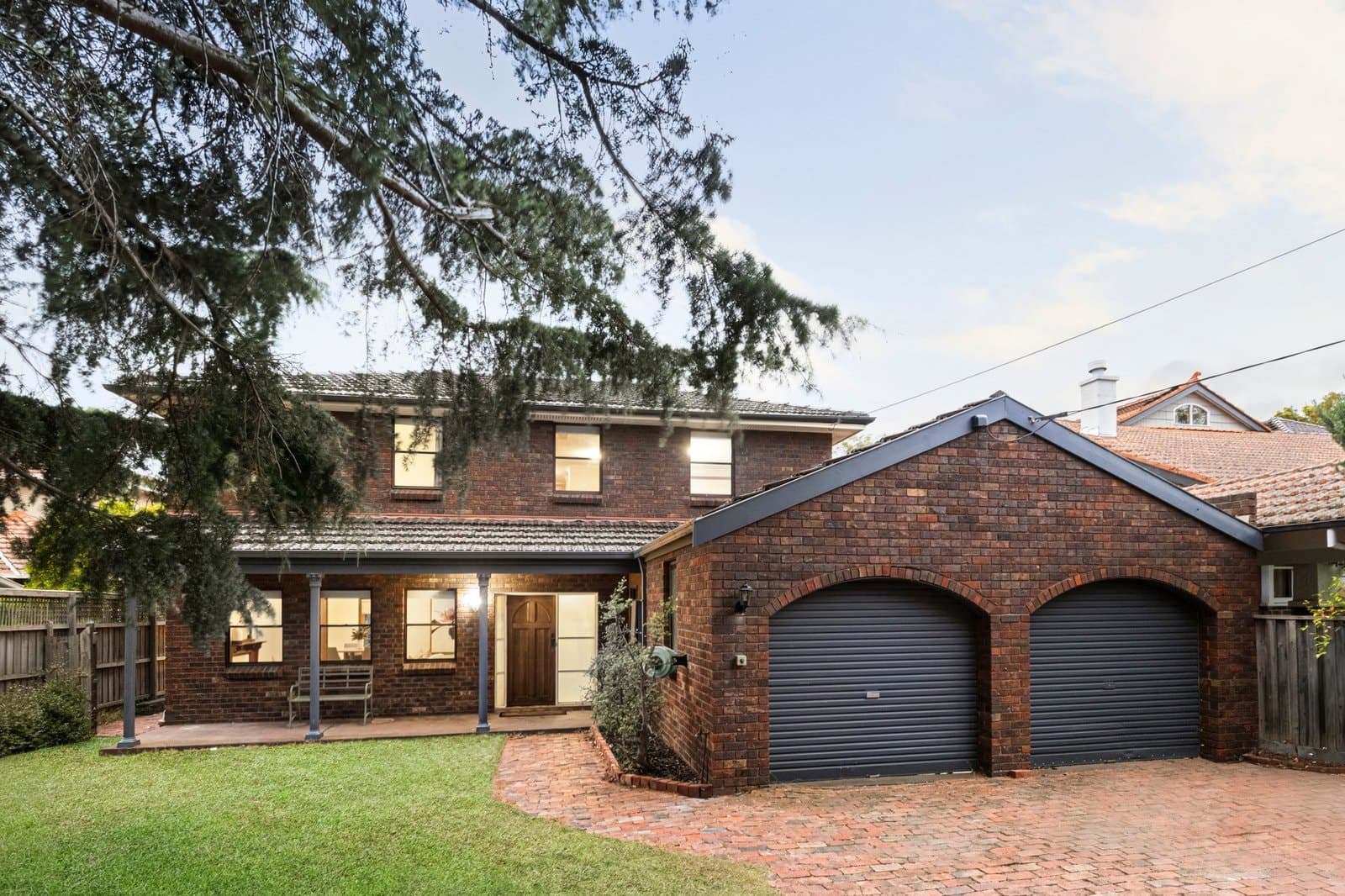 24 Montclair Avenue, Brighton - Thumbnail 3