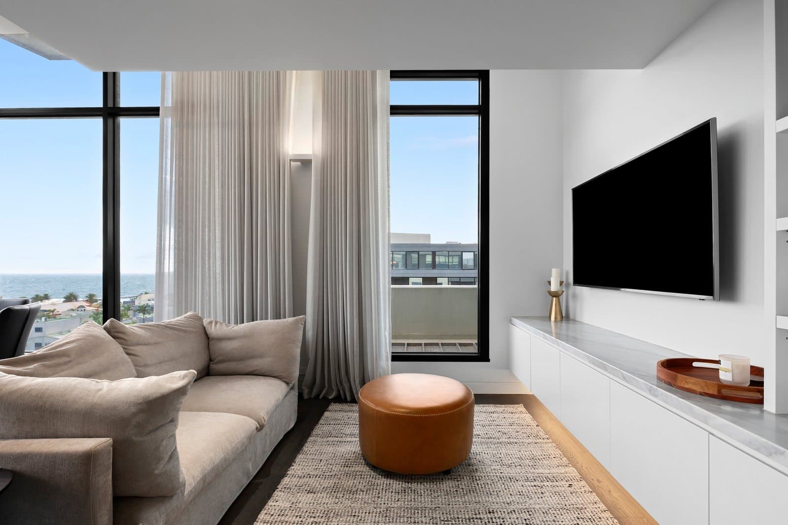 901/57 Bay Street, Port Melbourne - Thumbnail 3