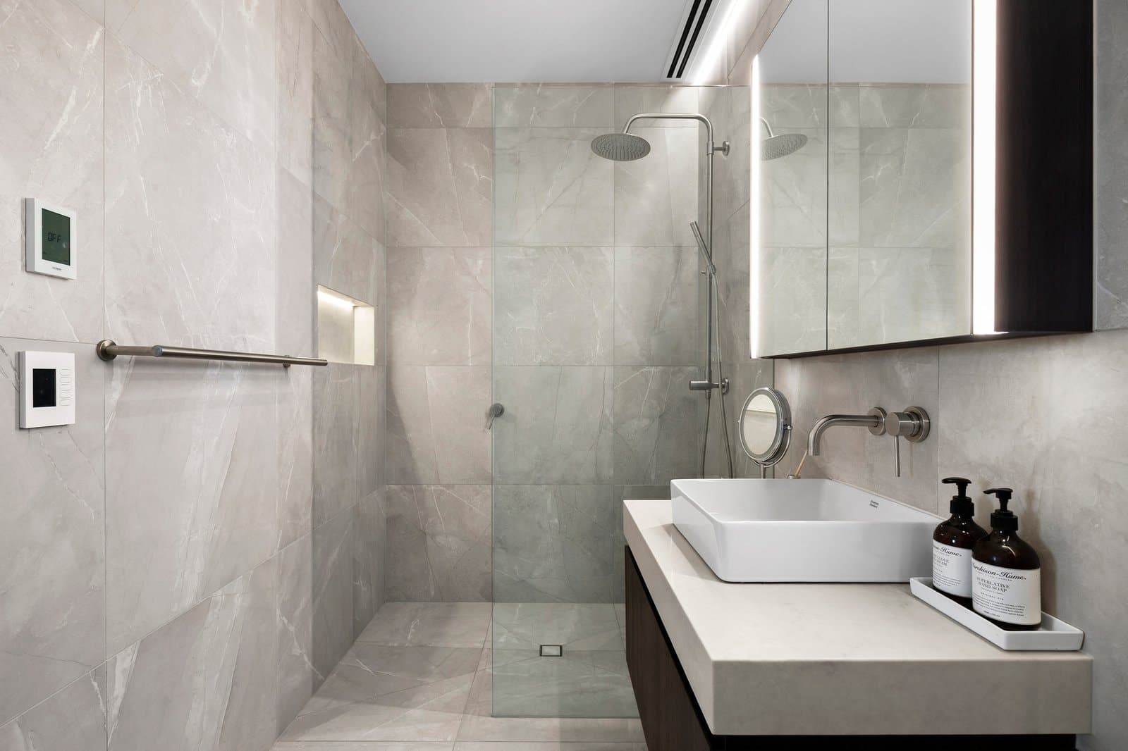 901/57 Bay Street, Port Melbourne - Thumbnail 8