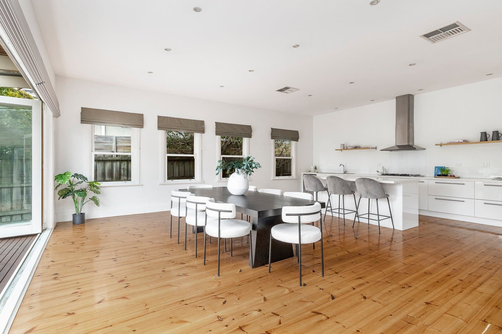 1074 Toorak Road, Glen Iris - Thumbnail 4