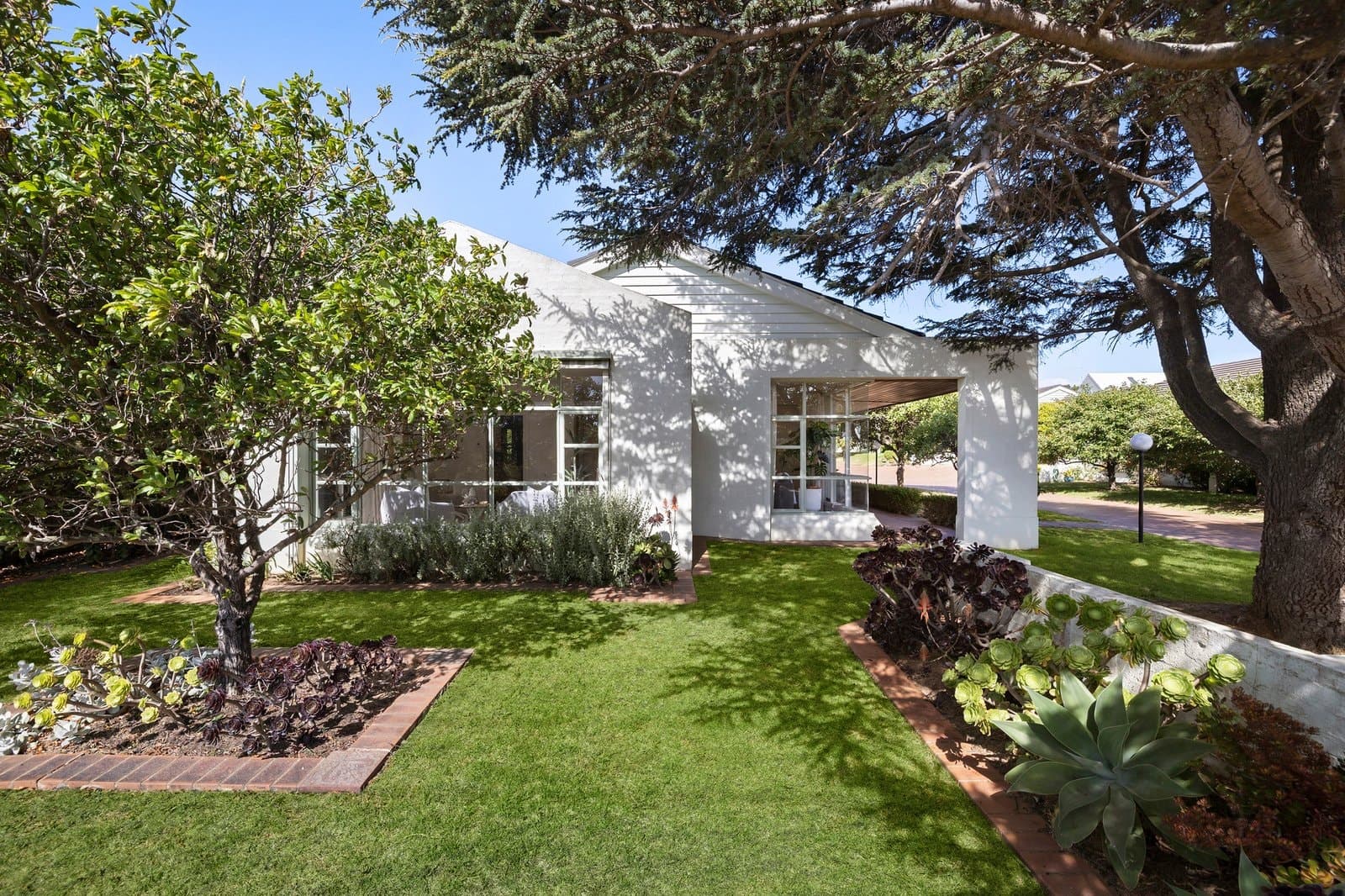 1/29 Beleura Hill Road, Mornington - Image 1