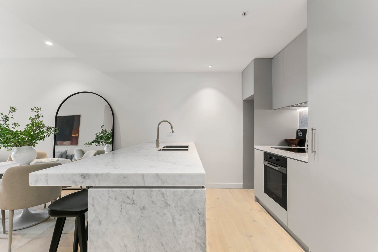 202/127 Cardigan Street, Carlton - Thumbnail 4