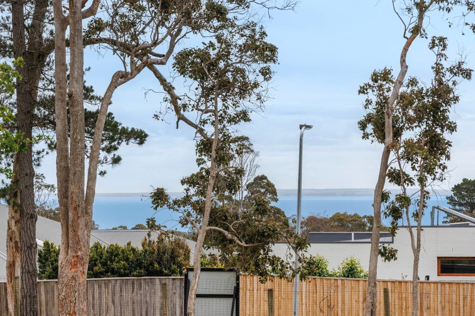 6 Crossley Road, Mount Eliza - Thumbnail 5