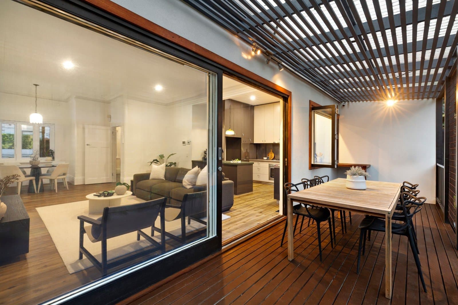 75 Barkly Street, St Kilda - Thumbnail 4