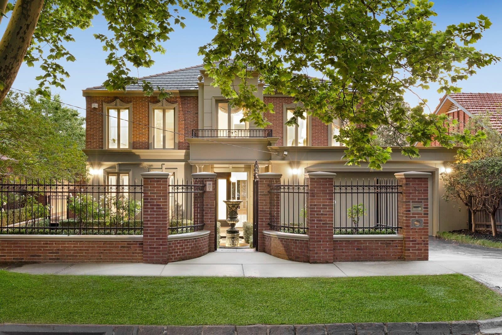 14 Currajong Avenue, Camberwell - Thumbnail 2