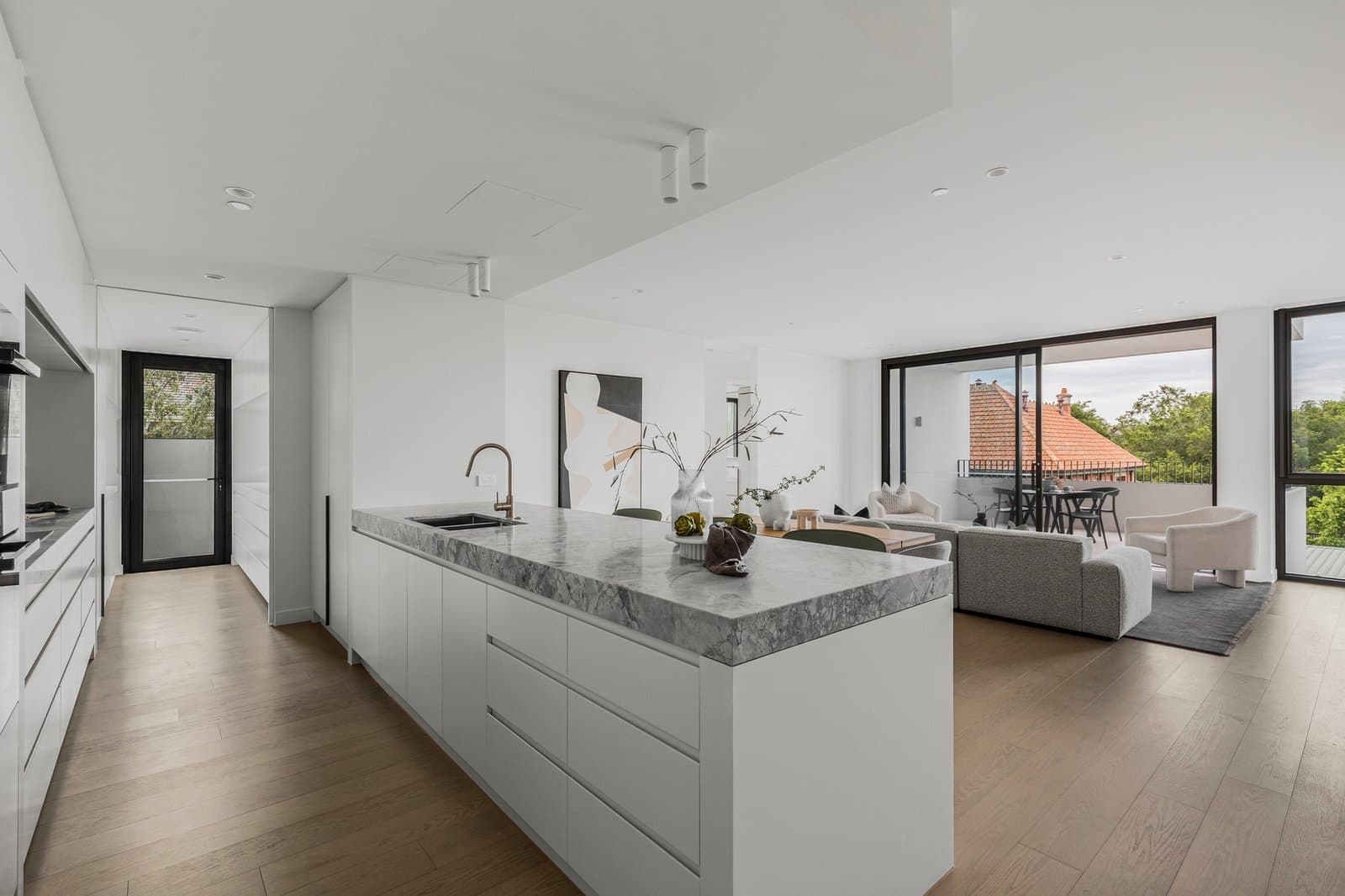 Sub-Penthouse, 1287 High Street, Malvern - Thumbnail 3