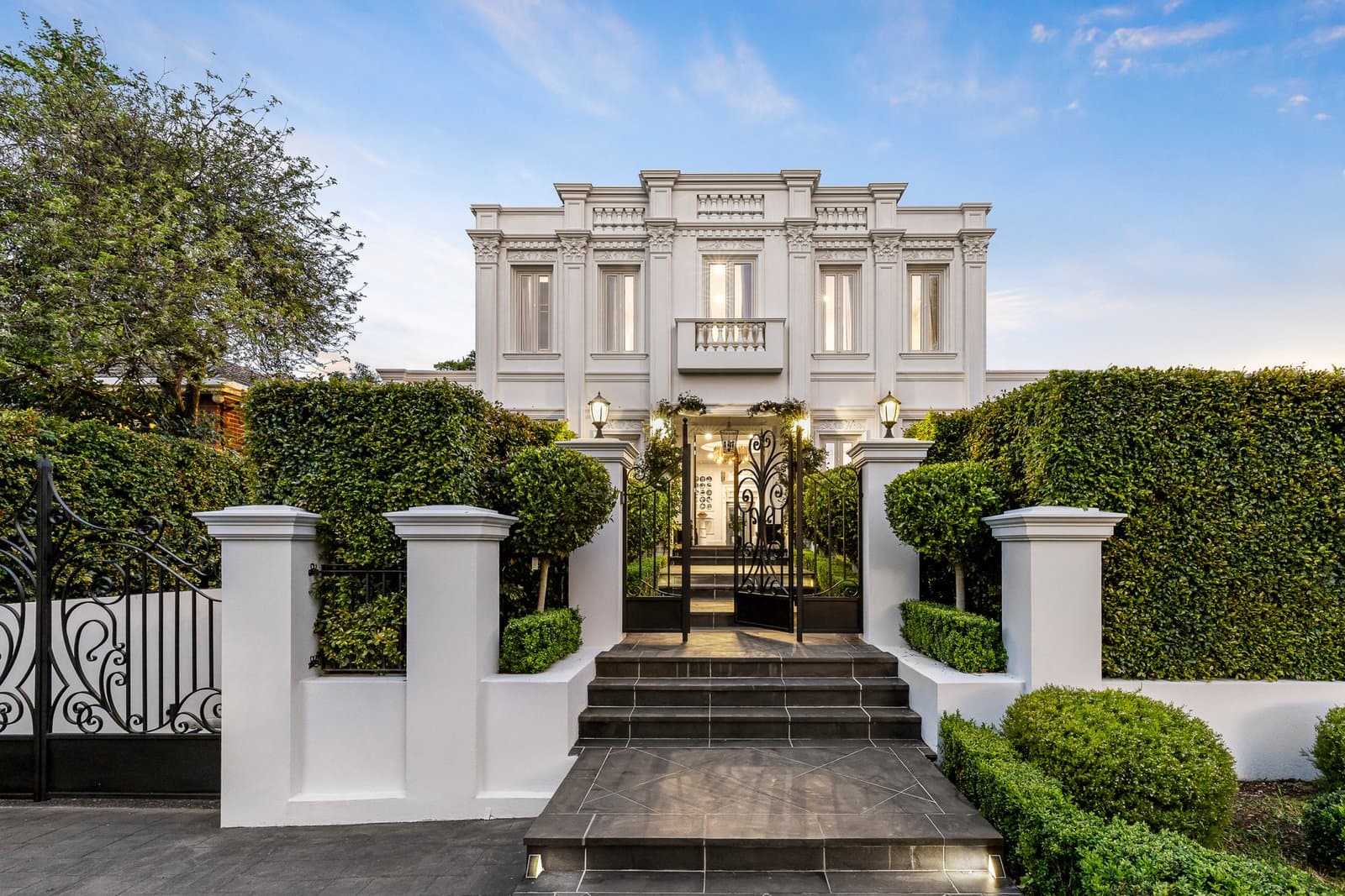 25 Tuxen Street, Balwyn North - Image 1