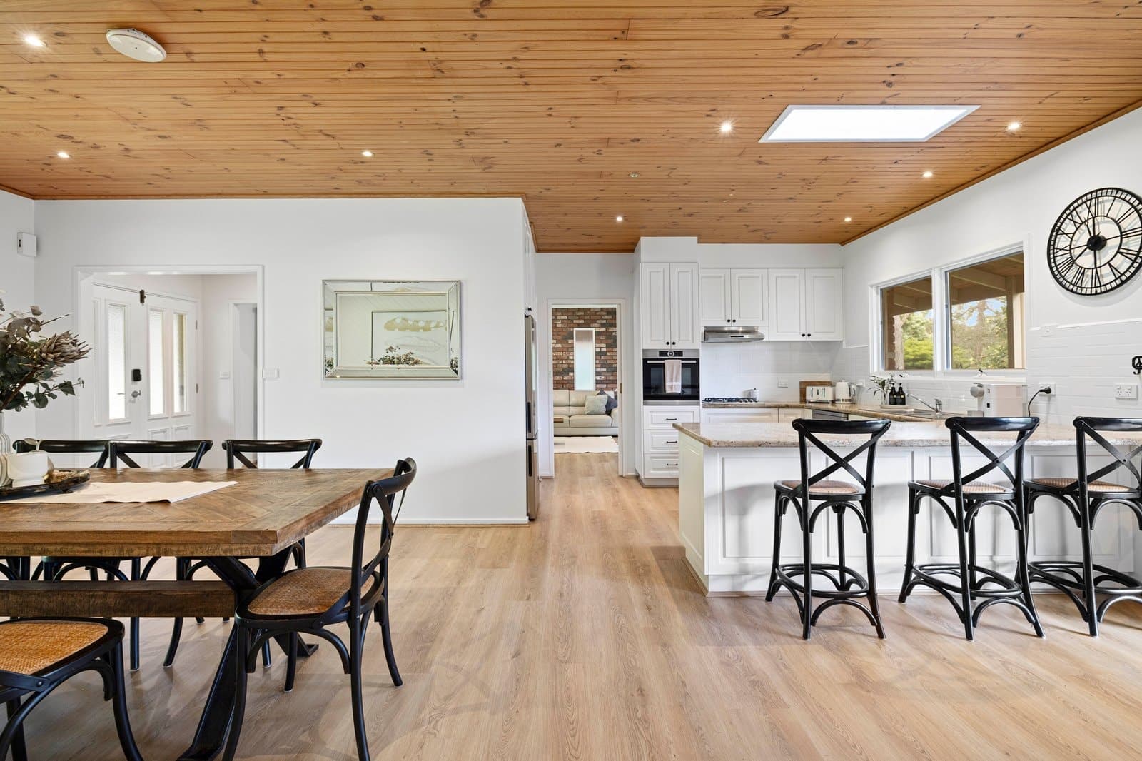 87 Red Hill Road, Red Hill South - Thumbnail 2