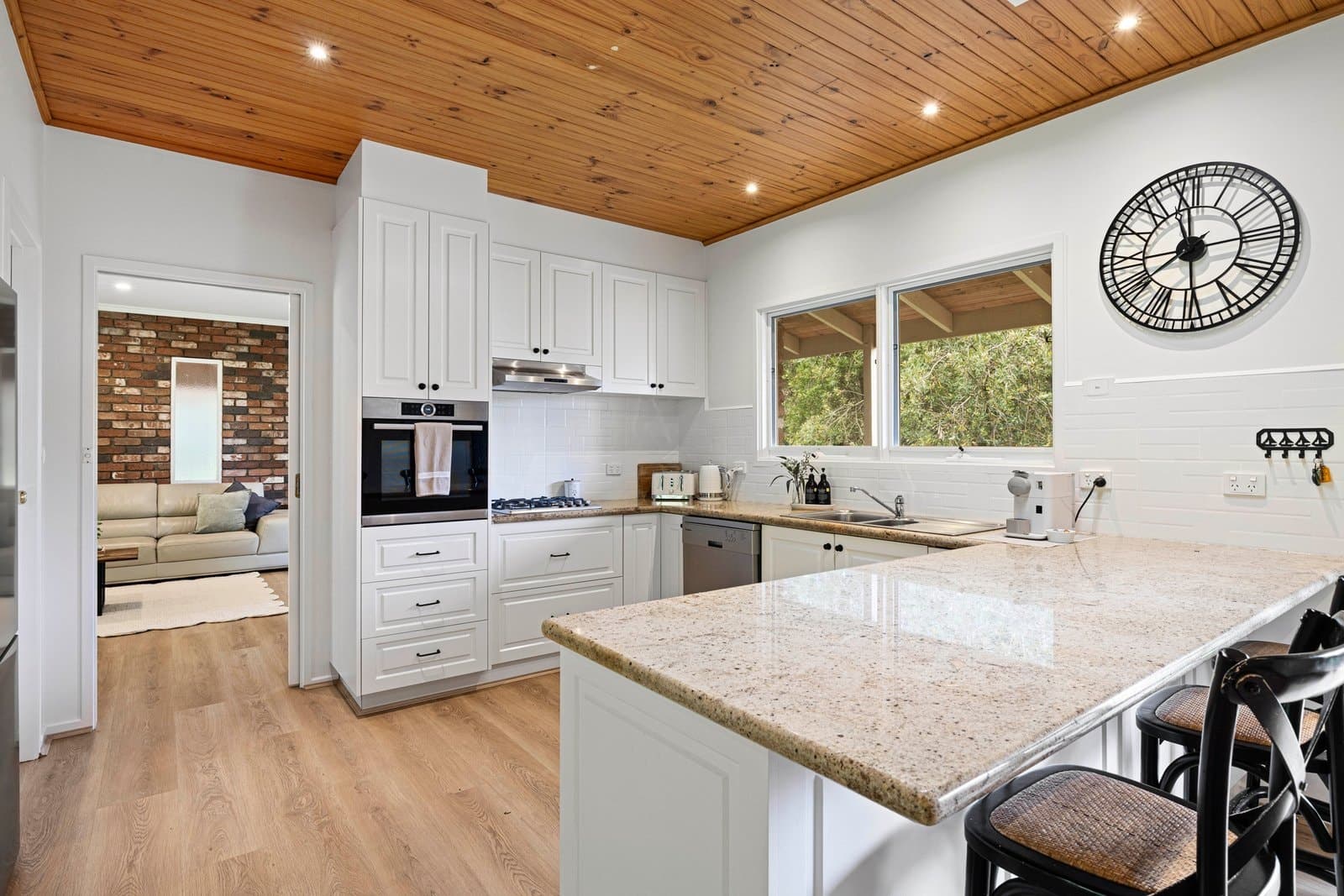 87 Red Hill Road, Red Hill South - Thumbnail 3