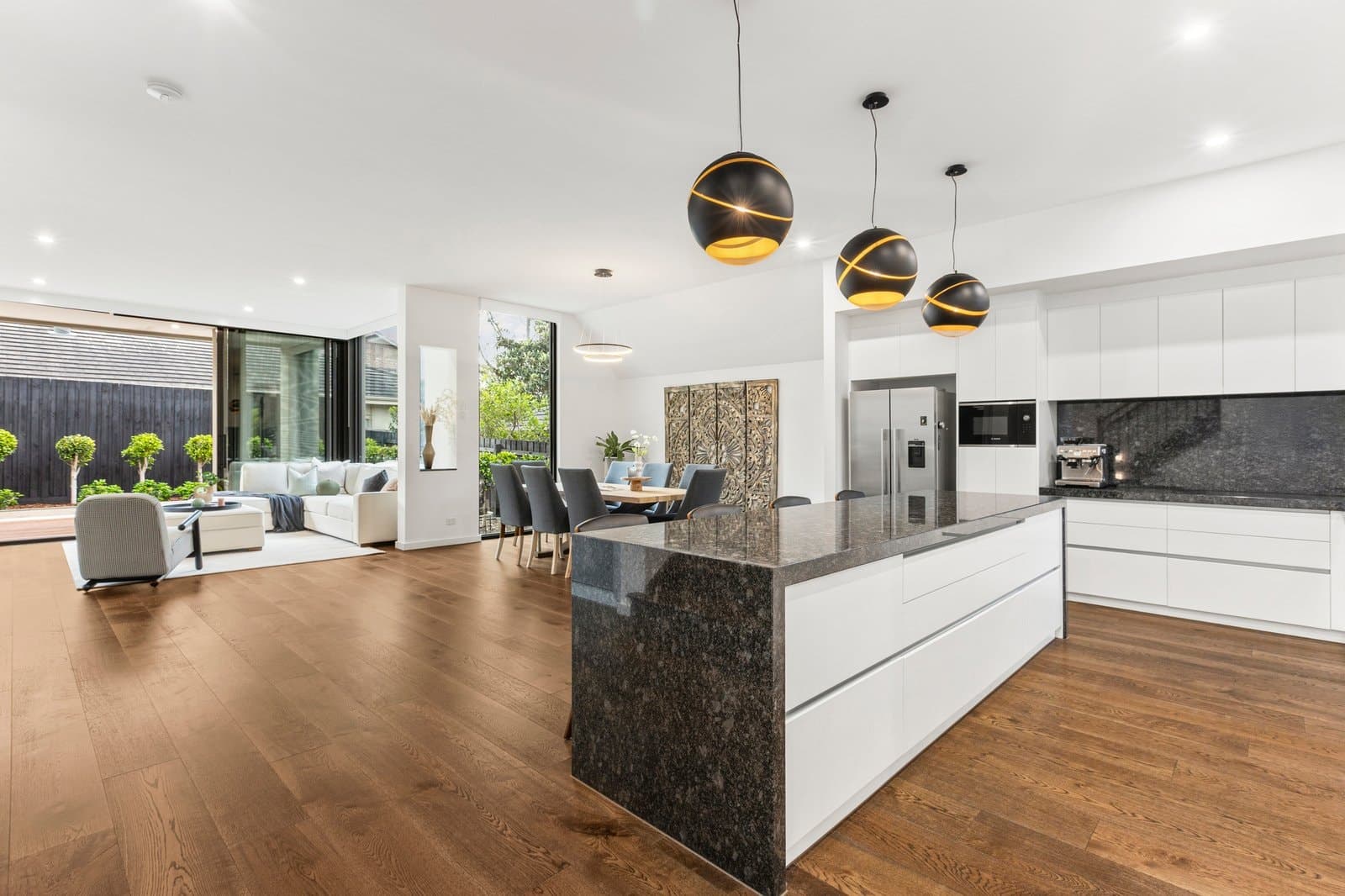 3B Carrington Grove, Brighton East - Thumbnail 8
