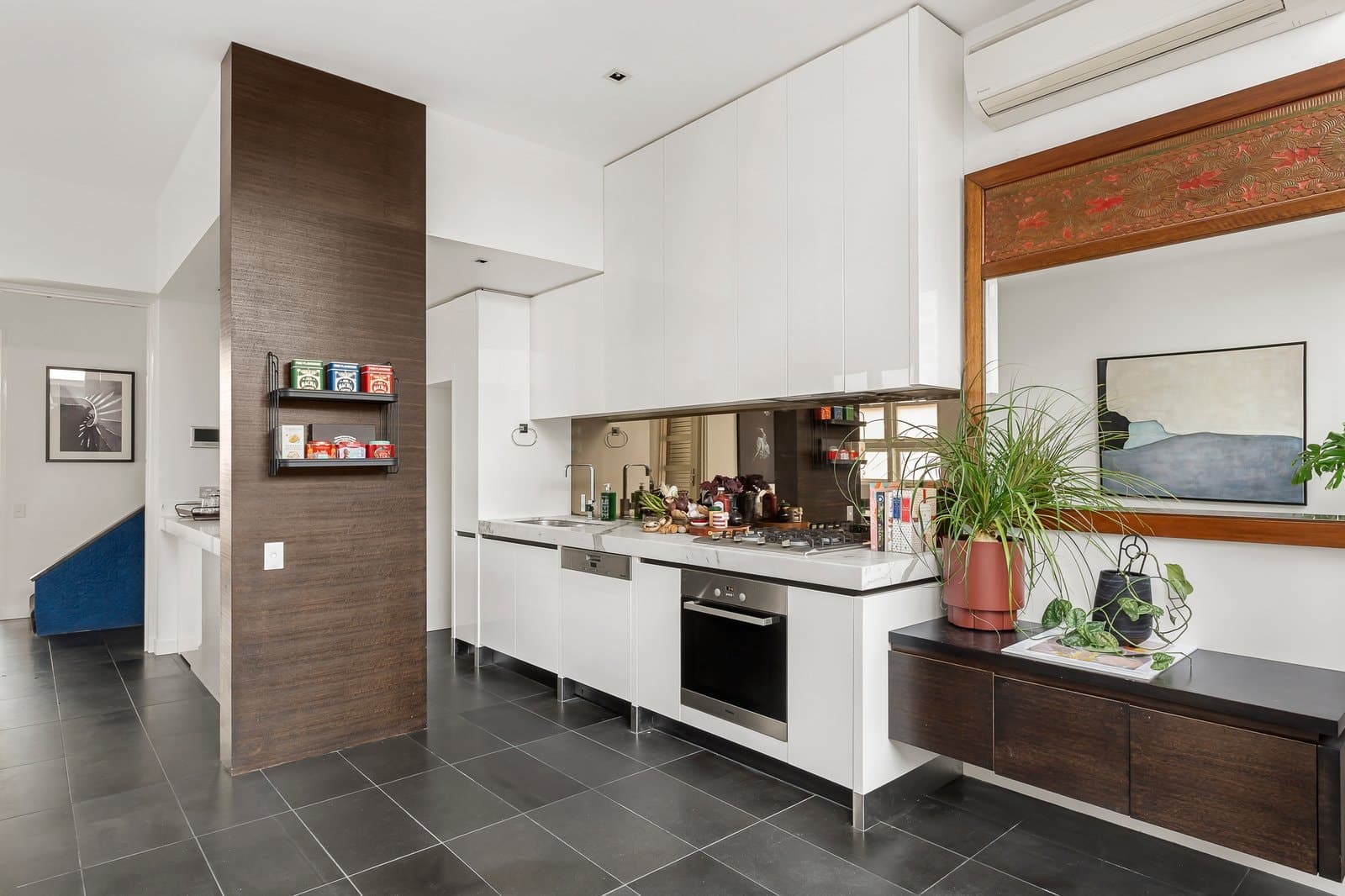 56 Moore Street, South Yarra - Thumbnail 4