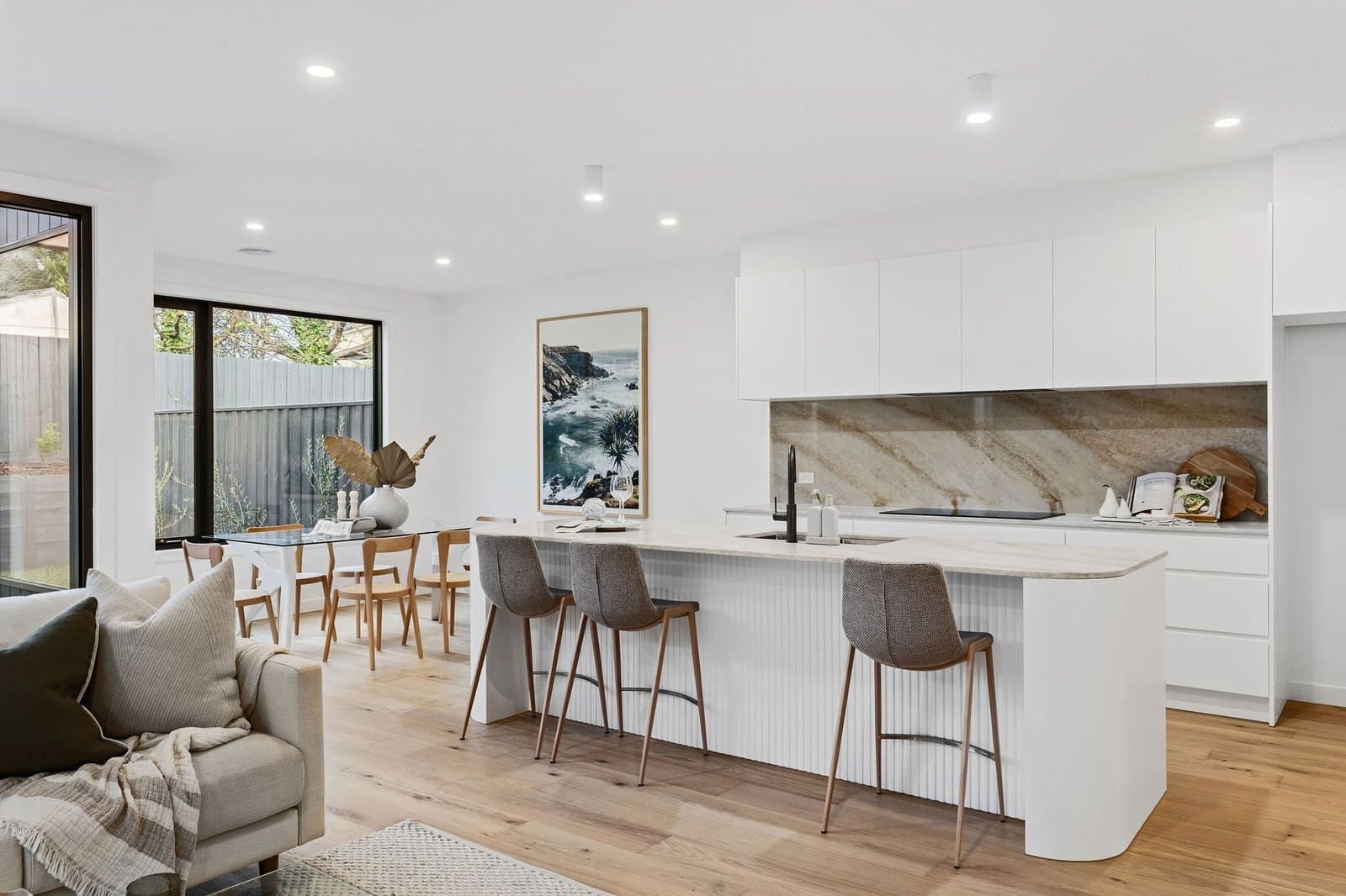 51 Carnoustie Grove, Mornington - Thumbnail 2