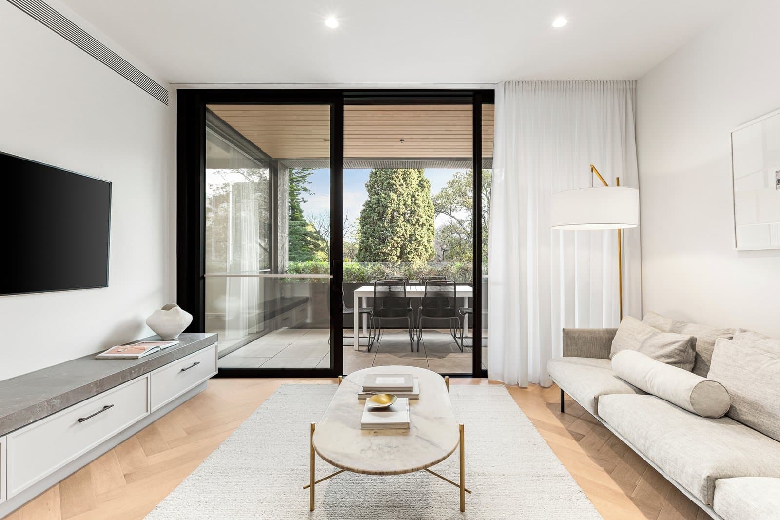 102/380 Albert Street, East Melbourne - Thumbnail 3