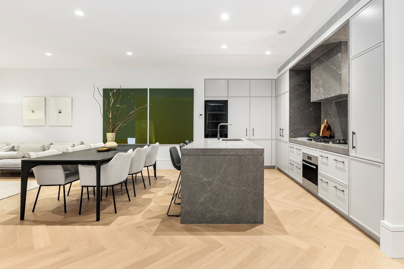 102/380 Albert Street, East Melbourne - Thumbnail 4