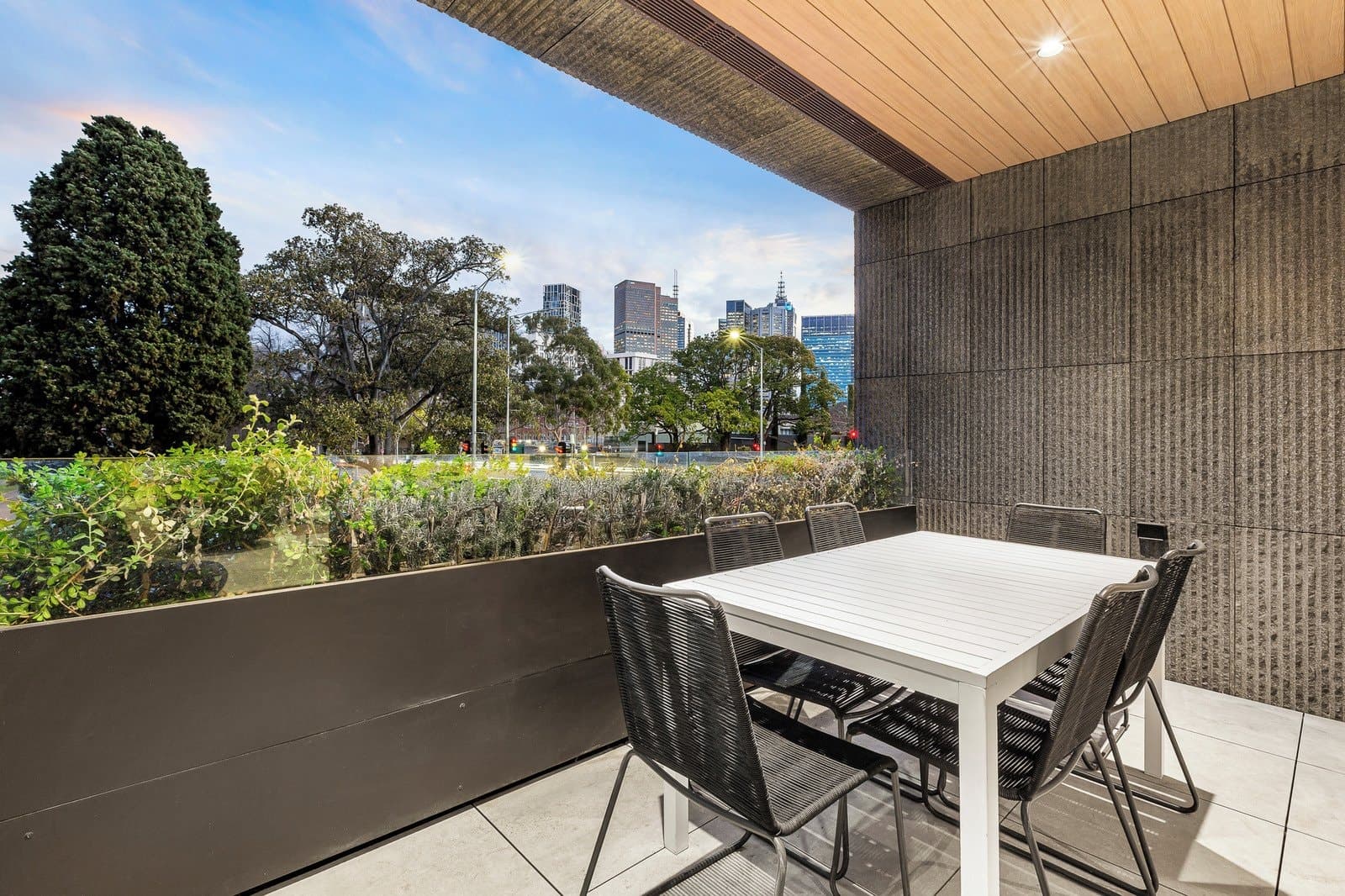 102/380 Albert Street, East Melbourne - Thumbnail 5