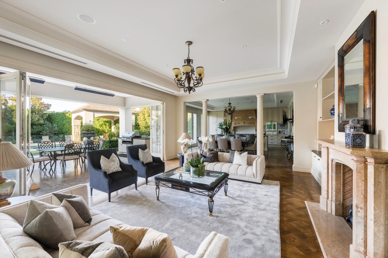 8 Montrose Court, Toorak - Thumbnail 5
