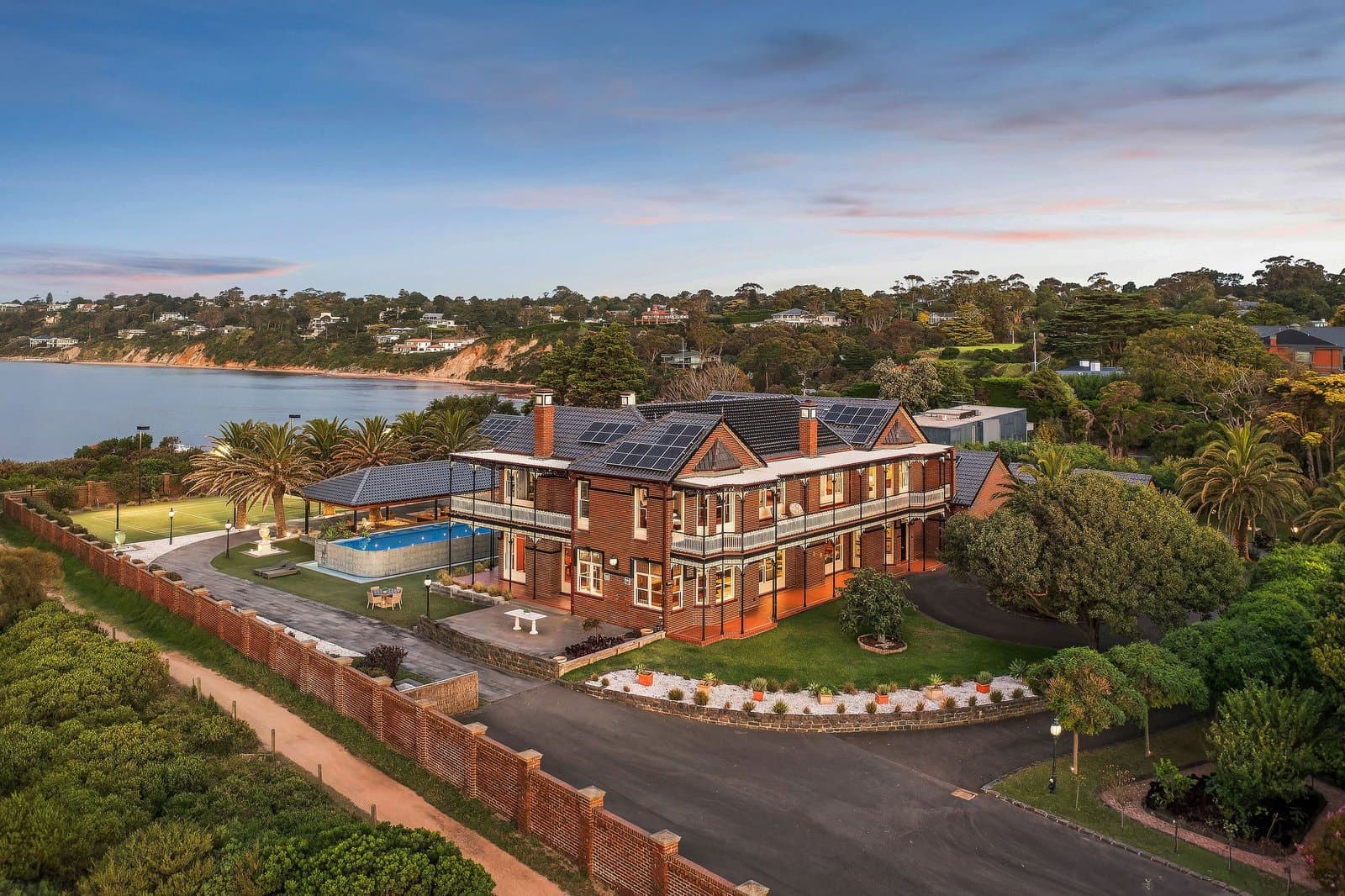 4 Denistoun Avenue, Mount Eliza - Thumbnail 2