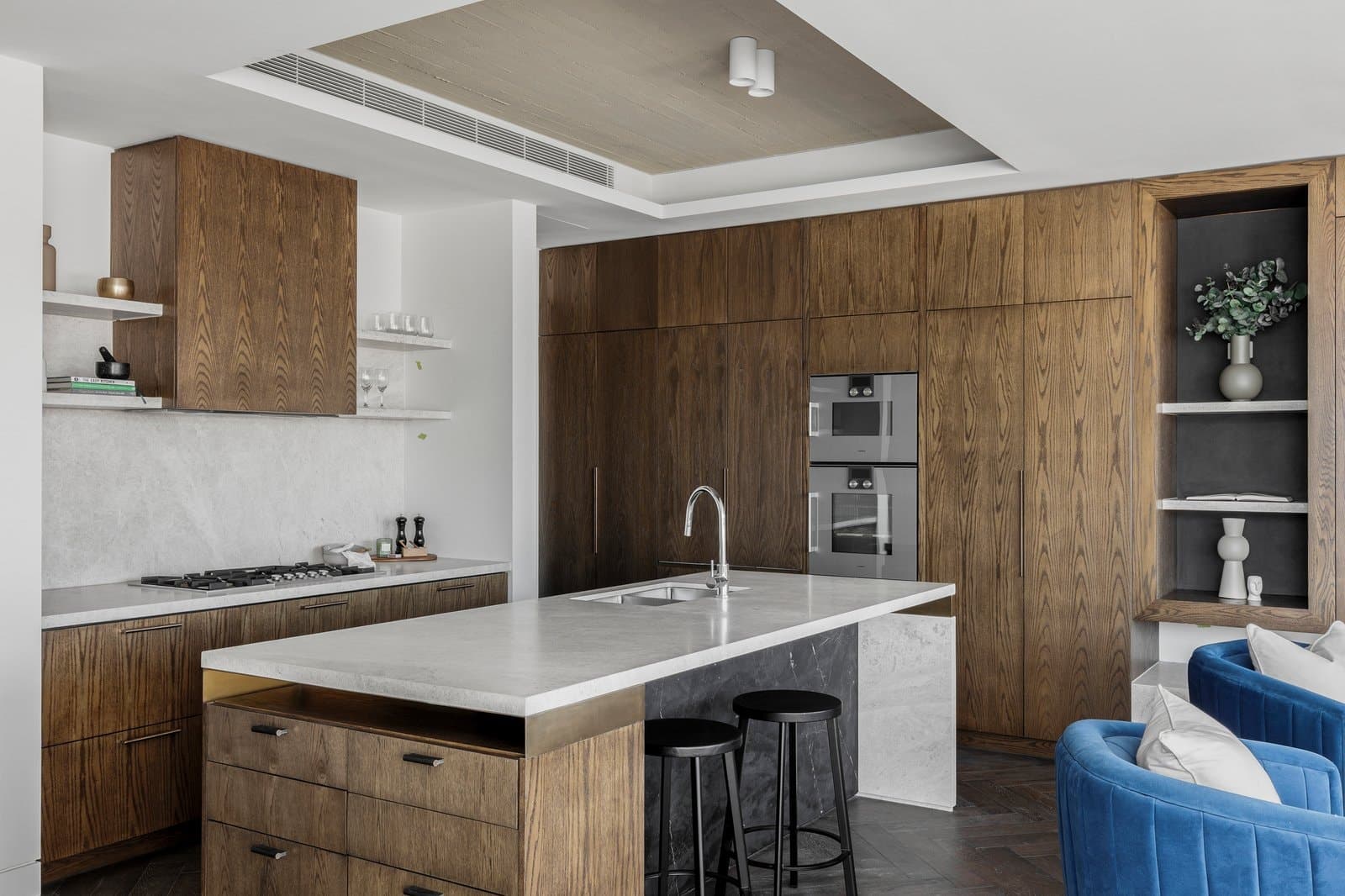 4/12 Springfield Avenue, Toorak - Thumbnail 2