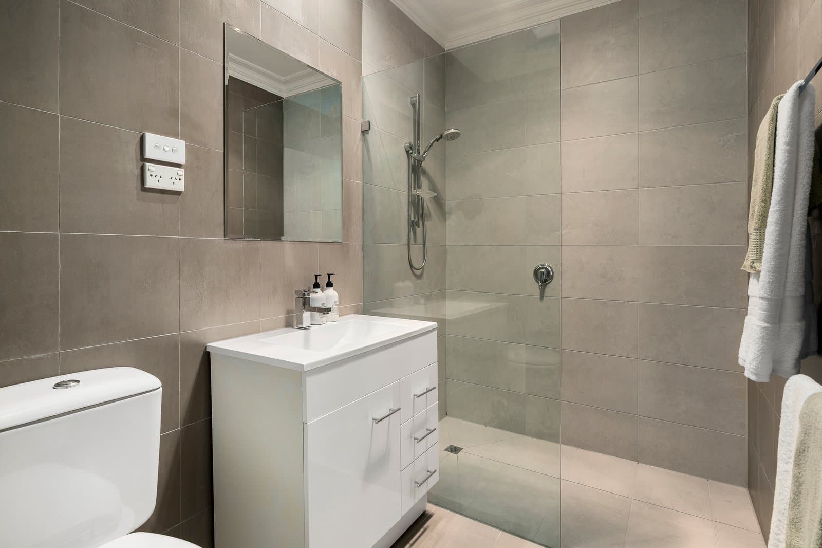 8 Paterson Street, Hawthorn - Thumbnail 7